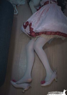 年轻的女教师_BD国语高清电影在线